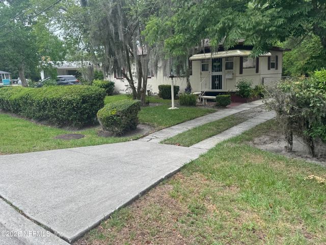 3053 RAY Road, Jacksonville, FL 32209