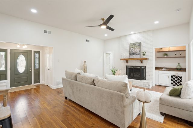 2101 Lyon Court, Plano, TX 75093