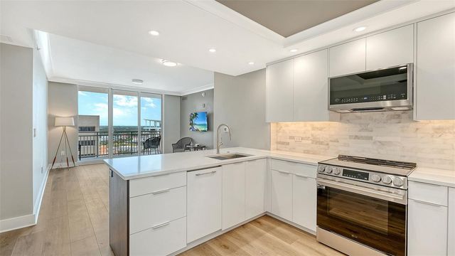 1350 MAIN STREET 1407, Sarasota, FL 34236