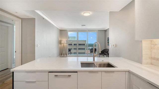 1350 MAIN STREET 1407, Sarasota, FL 34236