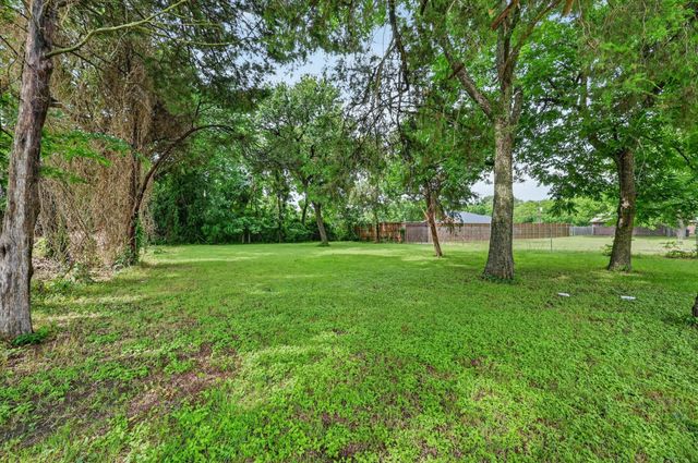 10618 Bruton Road, Dallas, TX 75217