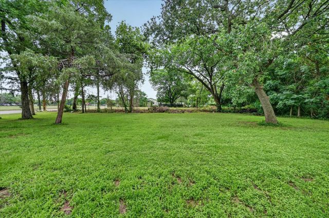 10618 Bruton Road, Dallas, TX 75217