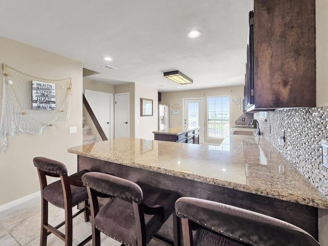 1301 N Monkhouse Drive, Crystal Beach, TX 77650