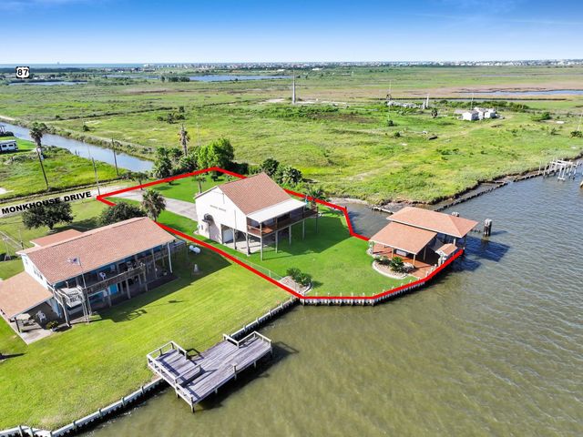 1301 N Monkhouse Drive, Crystal Beach, TX 77650