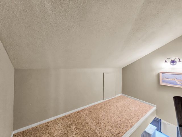 1301 N Monkhouse Drive, Crystal Beach, TX 77650