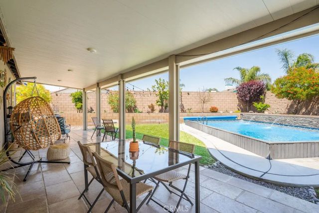829 S Pine, Rialto, CA 92376