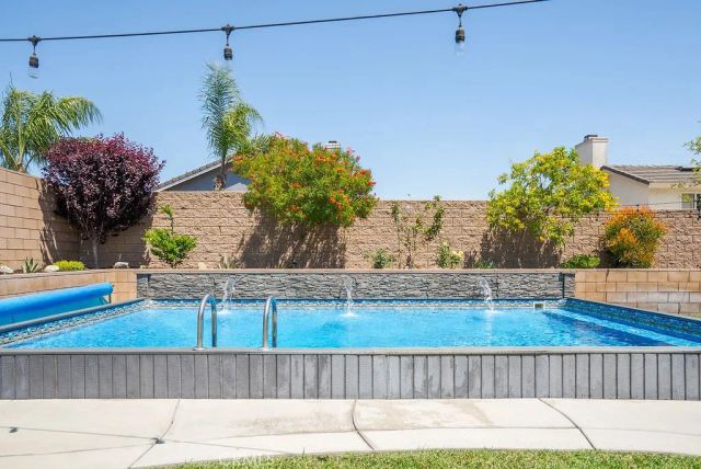 829 S Pine, Rialto, CA 92376