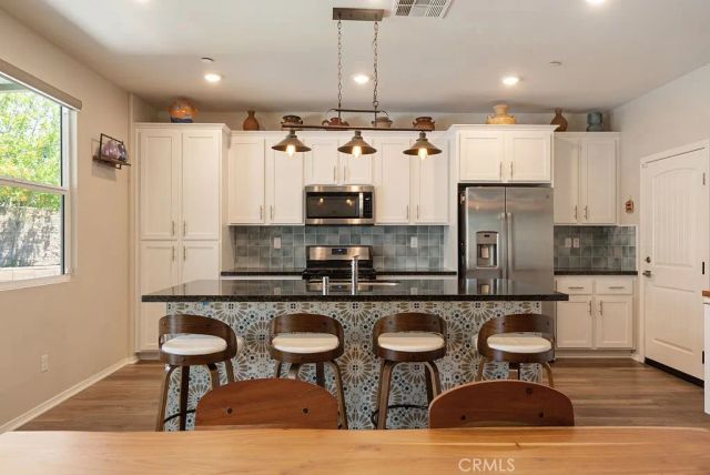829 S Pine, Rialto, CA 92376