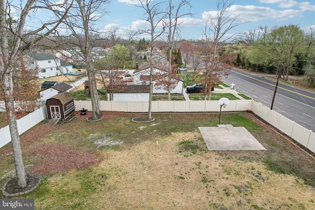 31 VILLA DR, Berlin, NJ 08009