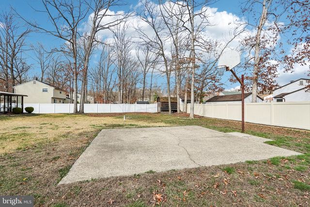 31 VILLA DR, Berlin, NJ 08009