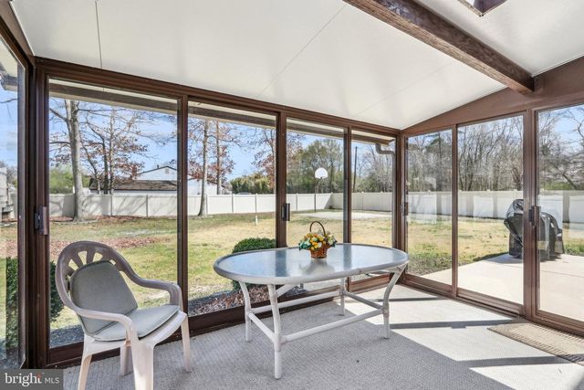 31 VILLA DR, Berlin, NJ 08009