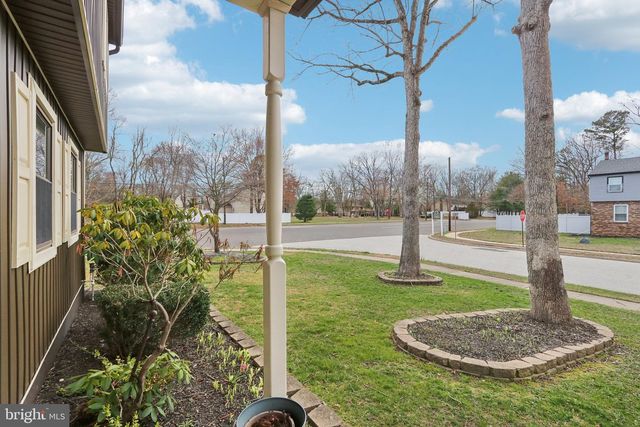 31 VILLA DR, Berlin, NJ 08009