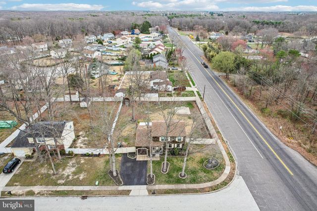 31 VILLA DR, Berlin, NJ 08009