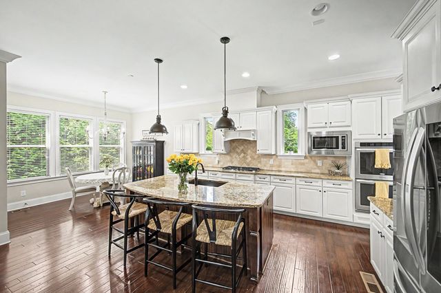 1198 Meadow Bridge Ln, Arrington, TN 37014