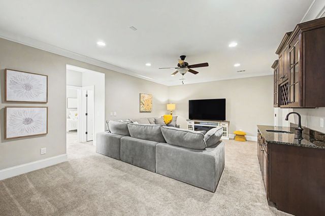 1198 Meadow Bridge Ln, Arrington, TN 37014