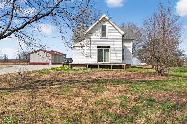 2440 N Buck Creek Road, Greenfield, IN 46140