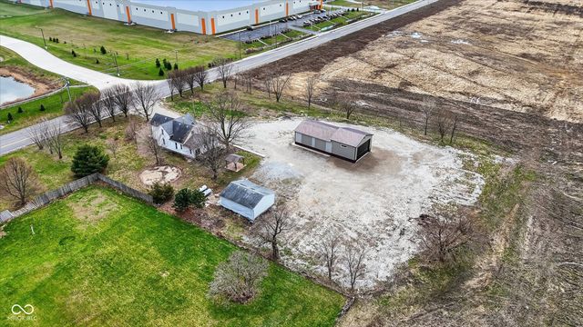 2440 N Buck Creek Road, Greenfield, IN 46140