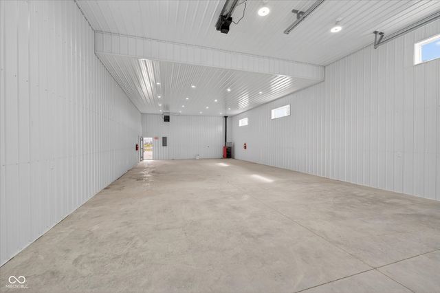 2440 N Buck Creek Road, Greenfield, IN 46140