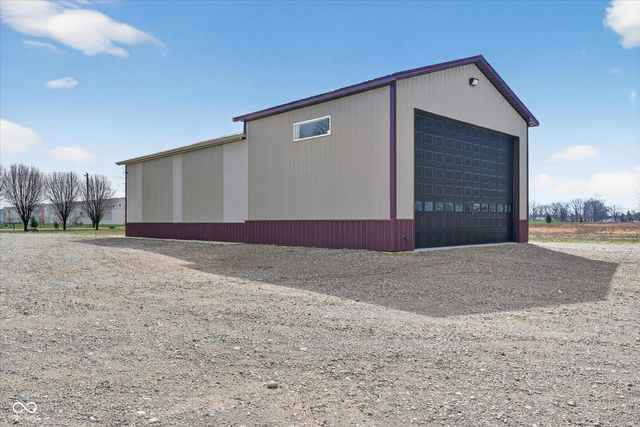 2440 N Buck Creek Road, Greenfield, IN 46140