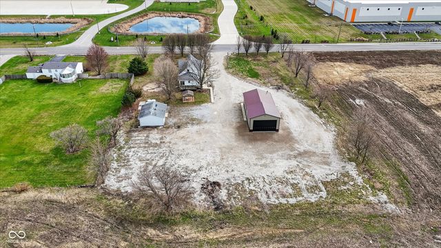 2440 N Buck Creek Road, Greenfield, IN 46140