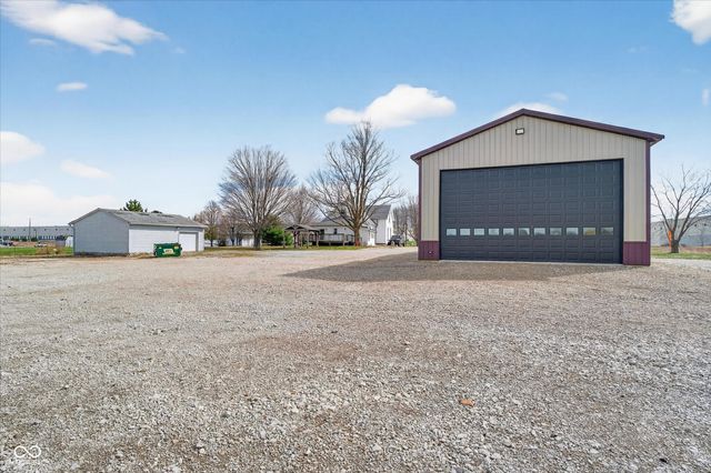 2440 N Buck Creek Road, Greenfield, IN 46140