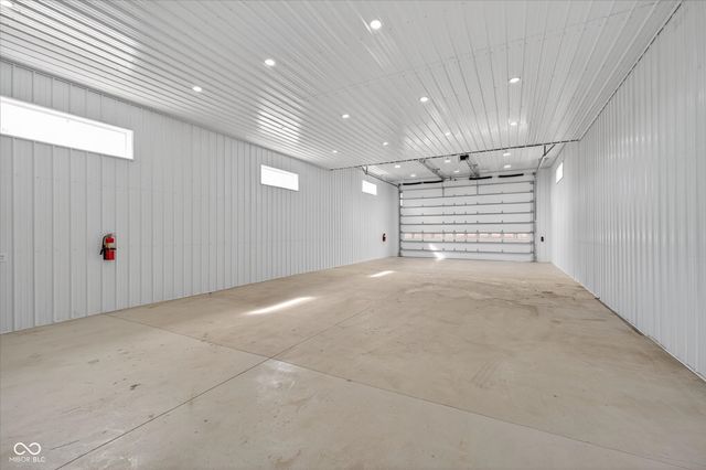 2440 N Buck Creek Road, Greenfield, IN 46140