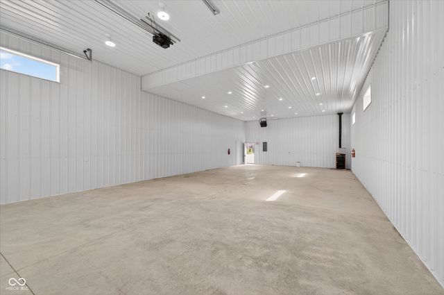 2440 N Buck Creek Road, Greenfield, IN 46140