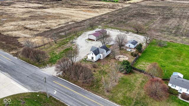 2440 N Buck Creek Road, Greenfield, IN 46140
