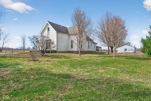 2440 N Buck Creek Road, Greenfield, IN 46140