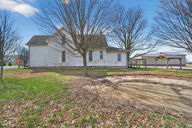 2440 N Buck Creek Road, Greenfield, IN 46140