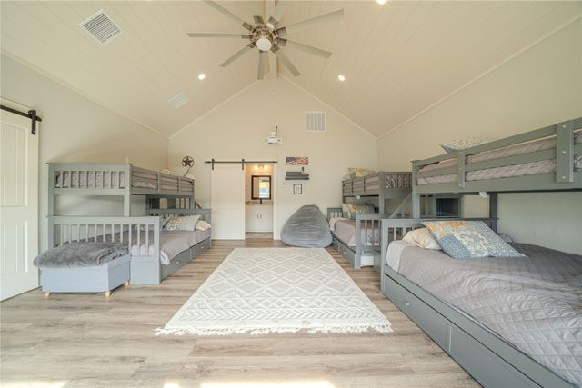 518 Whispering PIne Trail, Mount Vernon, TX 75494