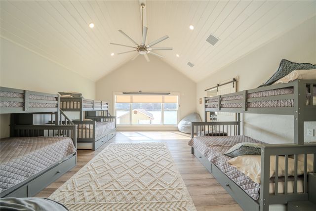 518 Whispering PIne Trail, Mount Vernon, TX 75494