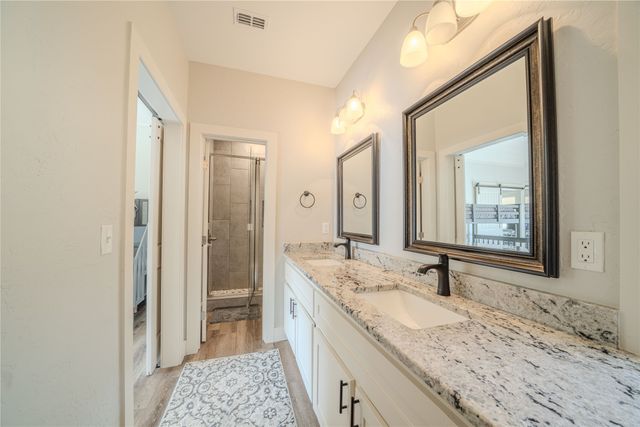 518 Whispering PIne Trail, Mount Vernon, TX 75494