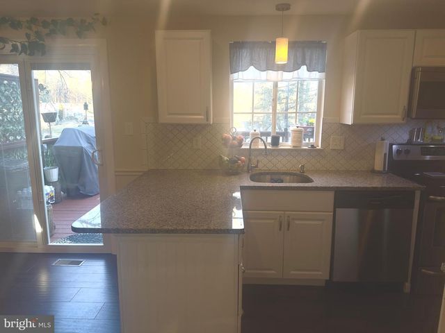 19829 WHEELWRIGHT DR, Gaithersburg, MD 20886