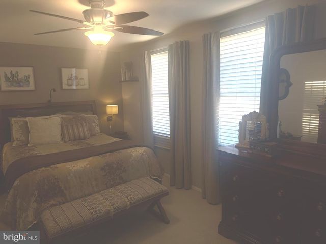 19829 WHEELWRIGHT DR, Gaithersburg, MD 20886