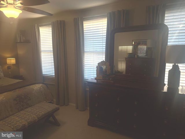 19829 WHEELWRIGHT DR, Gaithersburg, MD 20886