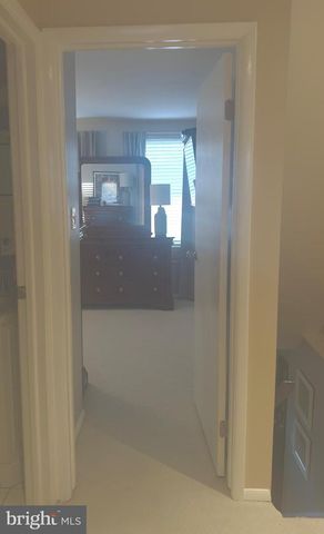 19829 WHEELWRIGHT DR, Gaithersburg, MD 20886