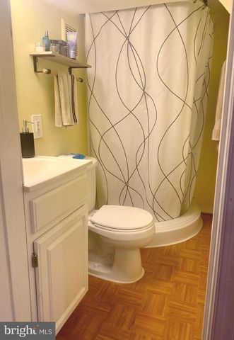 19829 WHEELWRIGHT DR, Gaithersburg, MD 20886