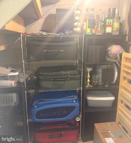 19829 WHEELWRIGHT DR, Gaithersburg, MD 20886