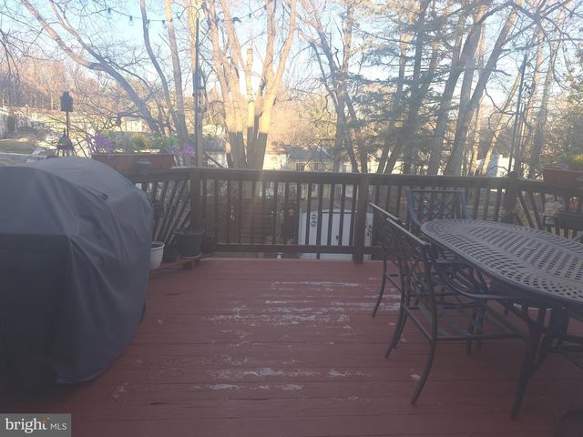 19829 WHEELWRIGHT DR, Gaithersburg, MD 20886