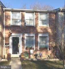 19829 WHEELWRIGHT DR, Gaithersburg, MD 20886