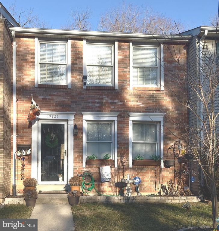 19829 WHEELWRIGHT DR, Gaithersburg, MD 20886
