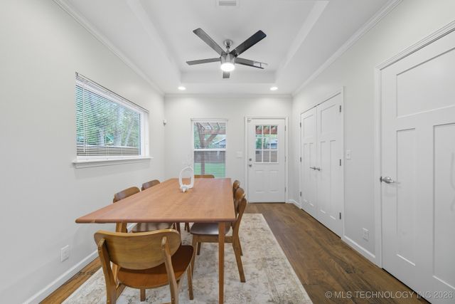 1135 S Lewis Place, Tulsa, OK 74104