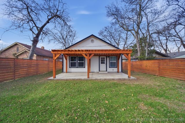 1135 S Lewis Place, Tulsa, OK 74104