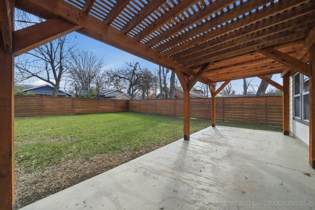 1135 S Lewis Place, Tulsa, OK 74104