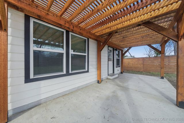 1135 S Lewis Place, Tulsa, OK 74104