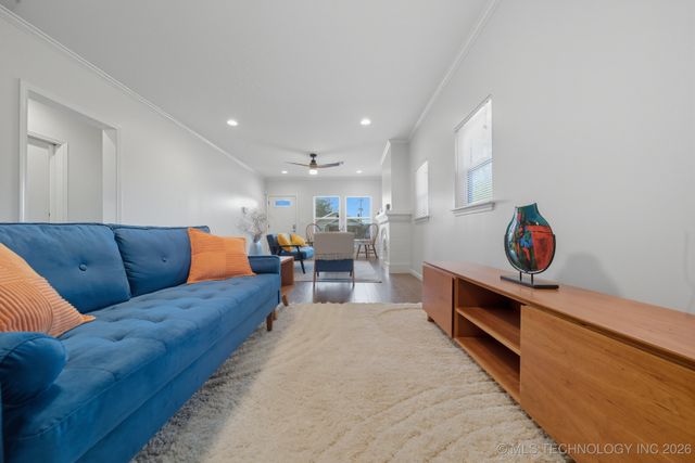 1135 S Lewis Place, Tulsa, OK 74104