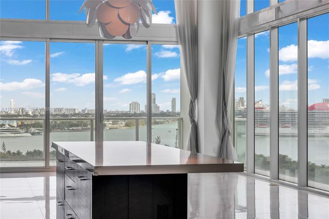 1040 Biscayne Blvd 1001, Miami, FL 33132