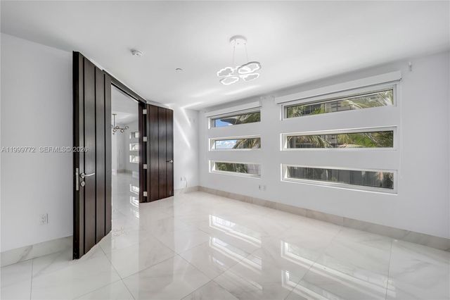 1040 Biscayne Blvd 1001, Miami, FL 33132