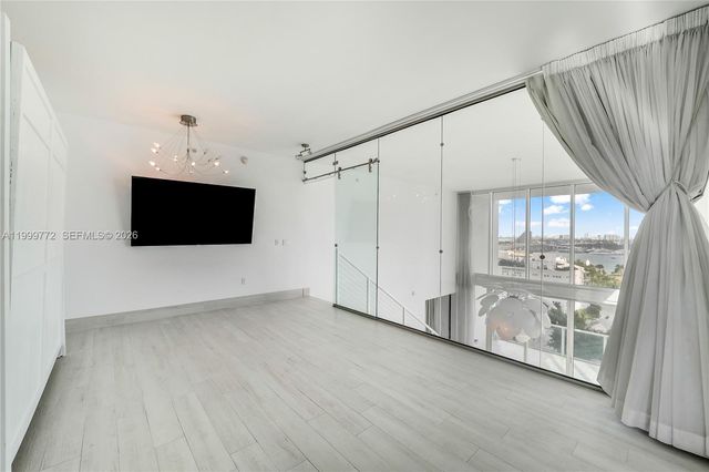 1040 Biscayne Blvd 1001, Miami, FL 33132